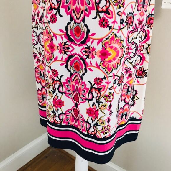 Eliza J Shift Dress - Picture 4 of 6